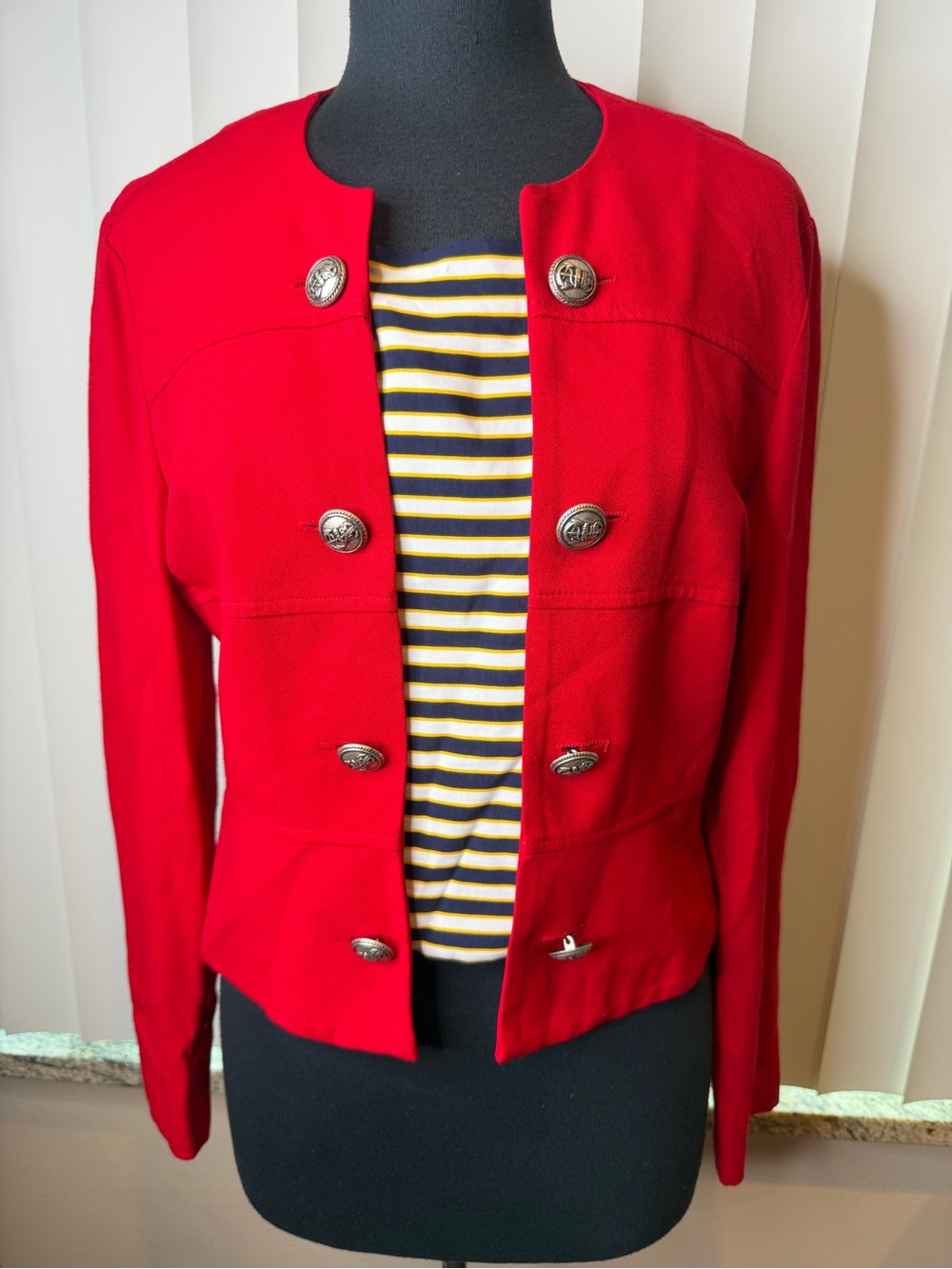 Vintage Dani Max Lois Snyder red blazer 
silver military-style buttons SZ 10